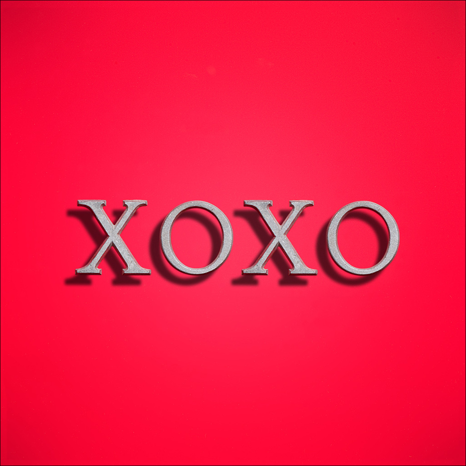Red XOXO